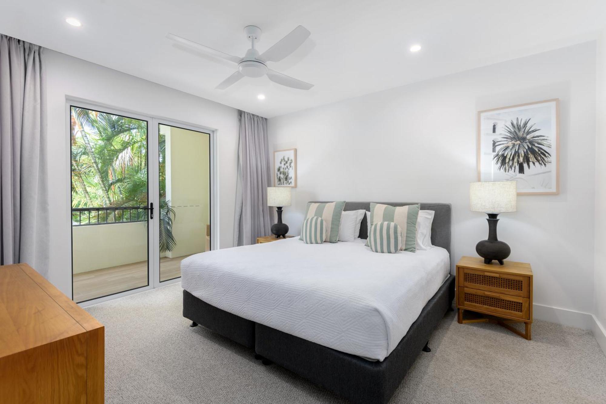 Mandalay Luxury Beachfront Aparthotel Port Douglas