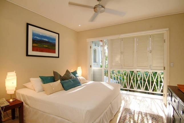 Villa Latitude 16 On Grant St *