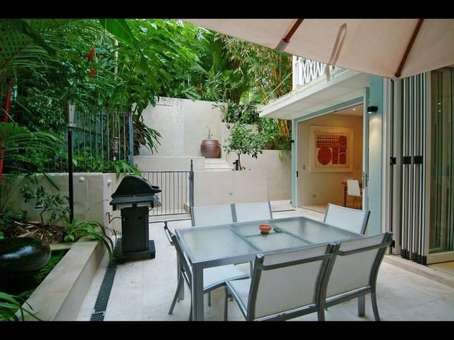Latitude 16 On Grant St Port Douglas