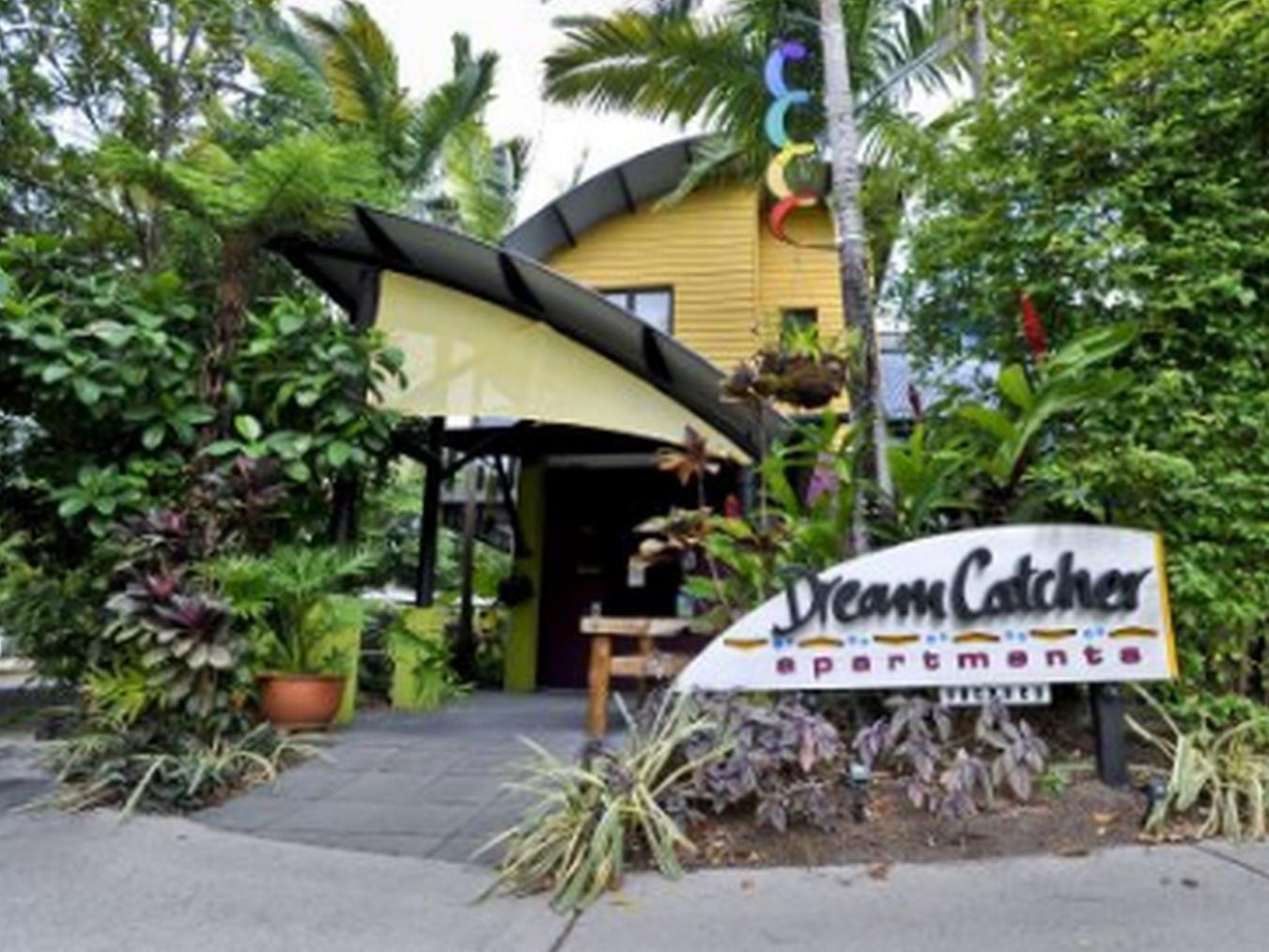 Dreamcatcher Beach-side Aparthotel Port Douglas