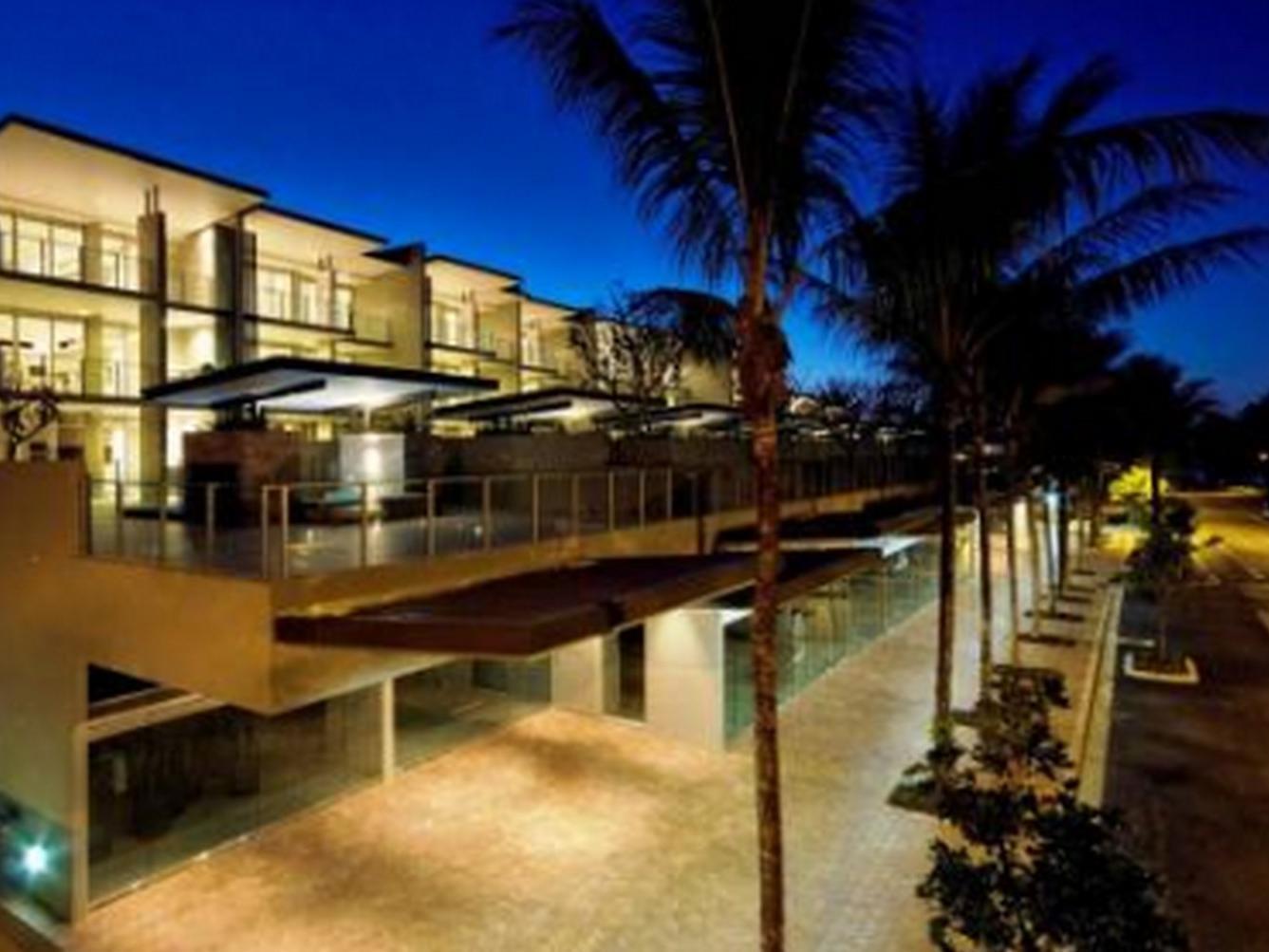 Coconut Grove Aparthotel Port Douglas