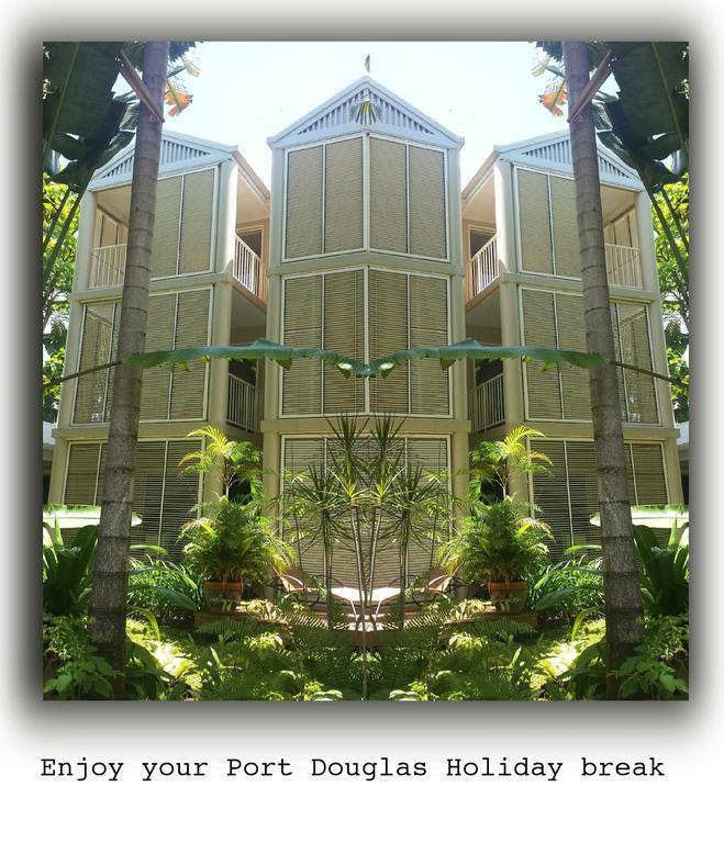 - Adults Only Oasis 4* Port Douglas