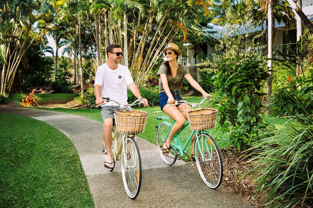 Resort Oaks
