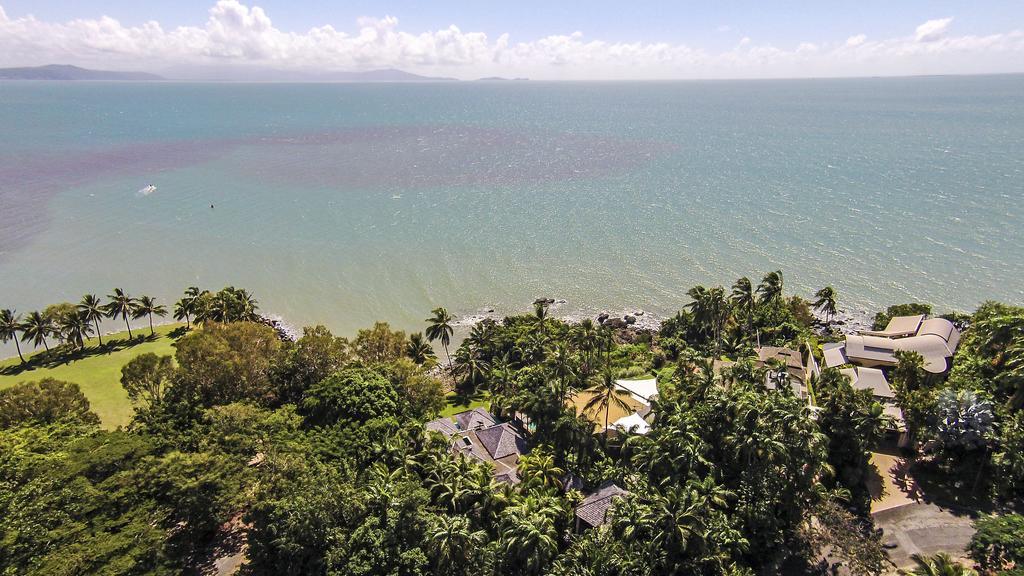 17 Wharf Street - Luxury Holiday Port Douglas