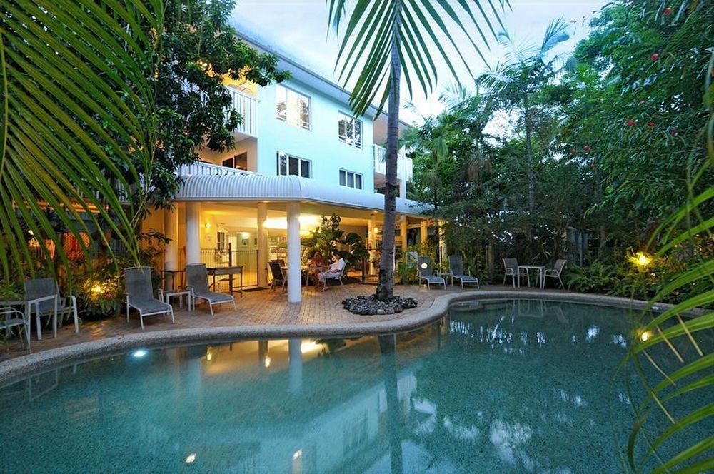 Outrigger 3* Port Douglas
