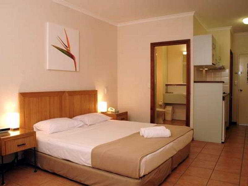 Retreat 3* Port Douglas