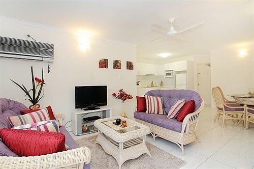Outrigger Aparthotel
