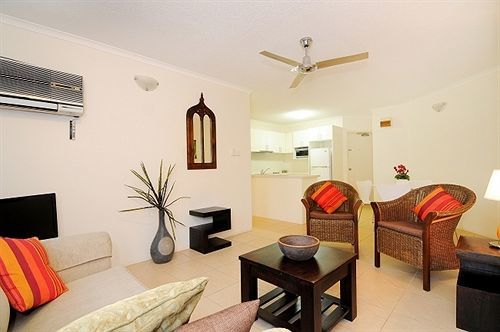 Outrigger 3*