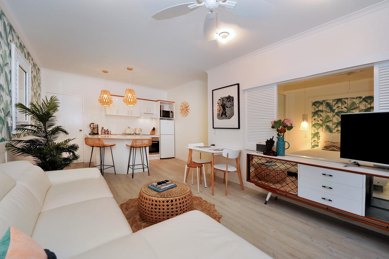Retro Apartment Port Douglas
