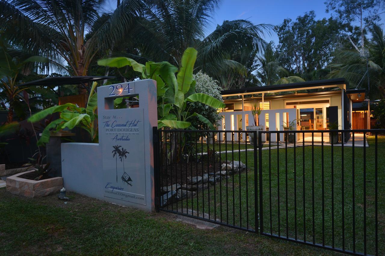 Holiday home The Coconut Hut