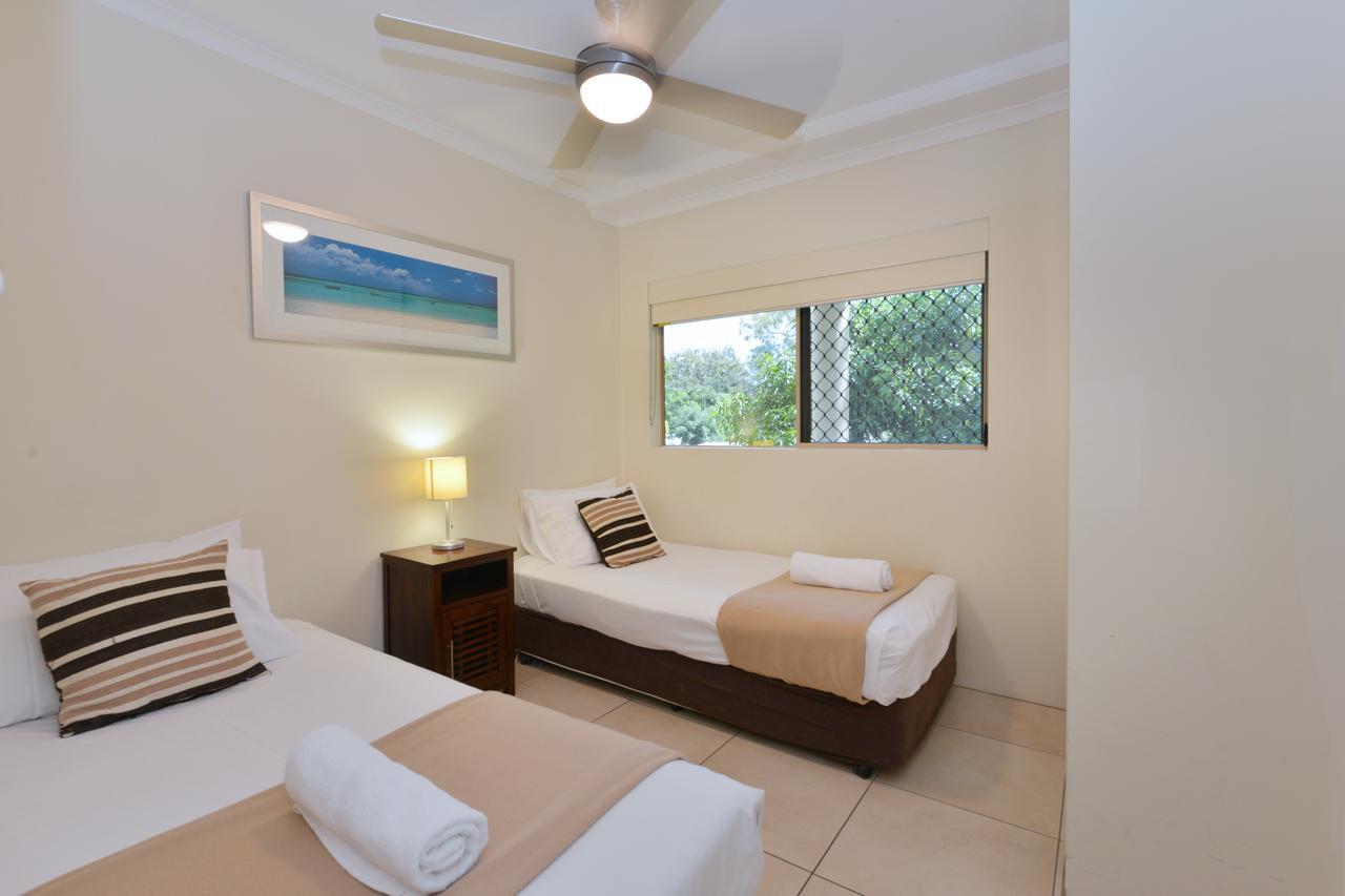 Seascape Holidays - 30 Mahogany Sands Apartment *