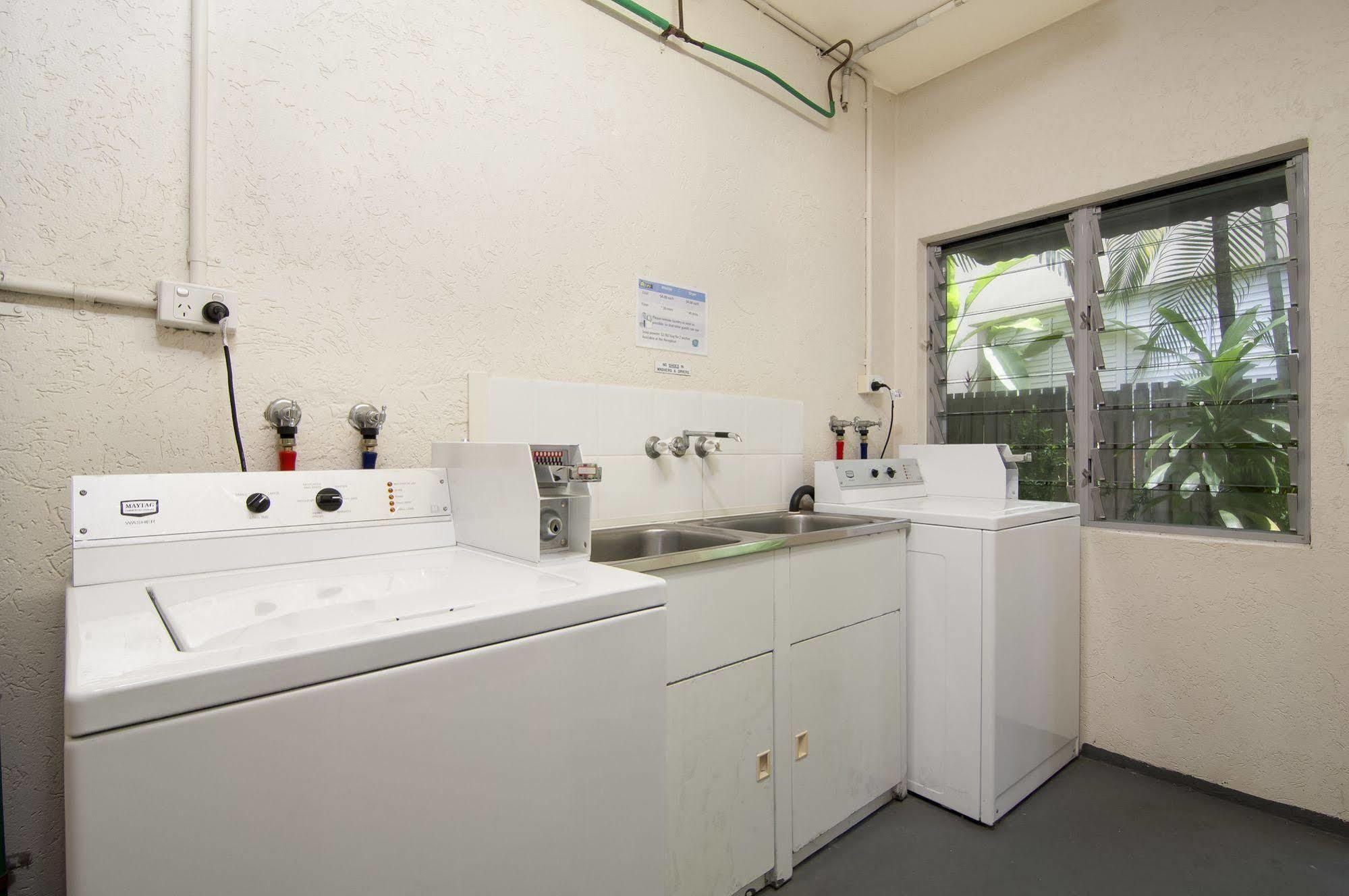 Retreat Aparthotel Port Douglas