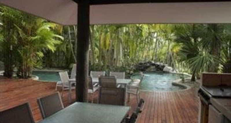 Retreat 3* Port Douglas