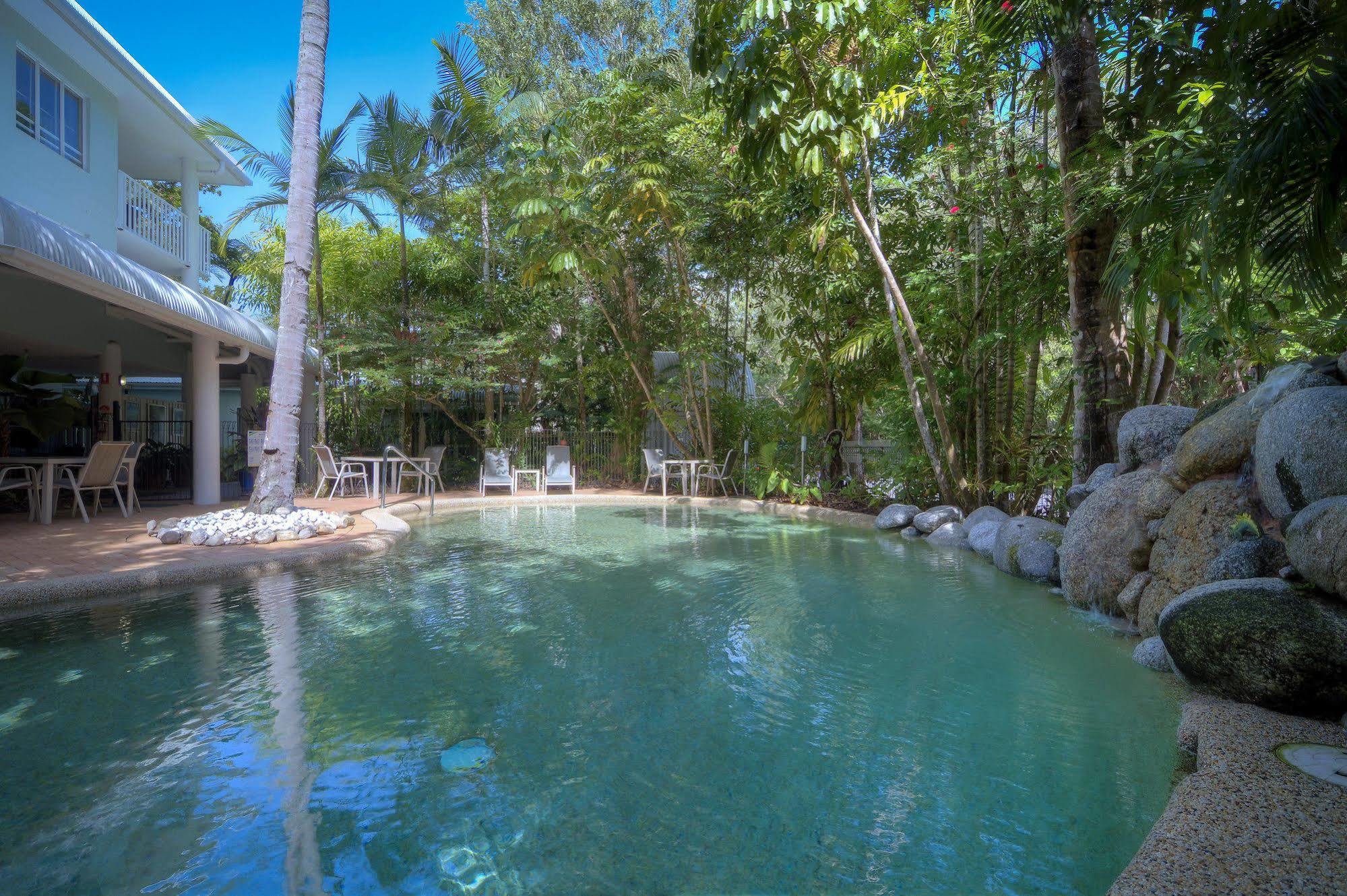Outrigger Port Douglas