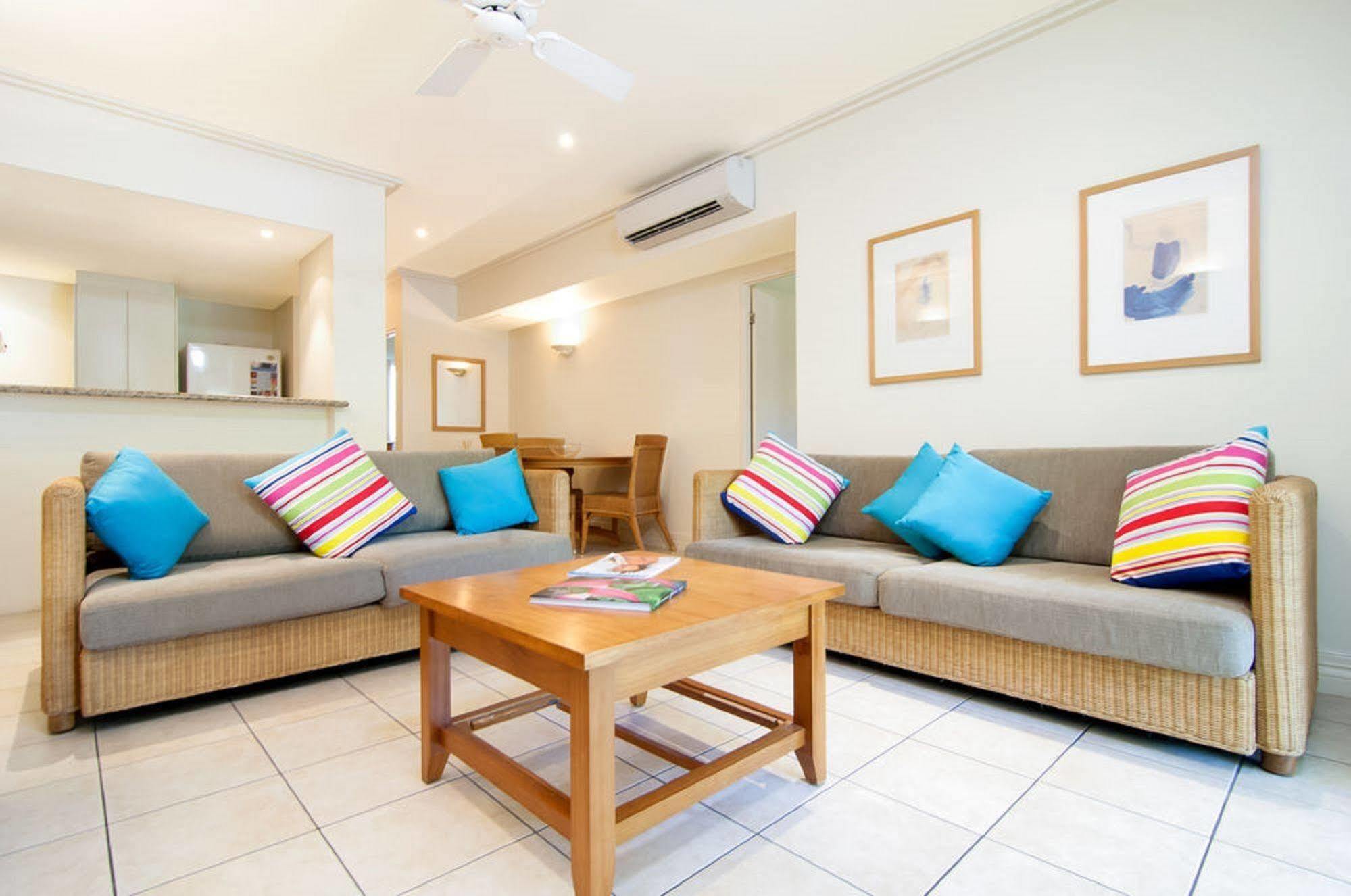 Aparthotel Mowbray By The Sea 4*