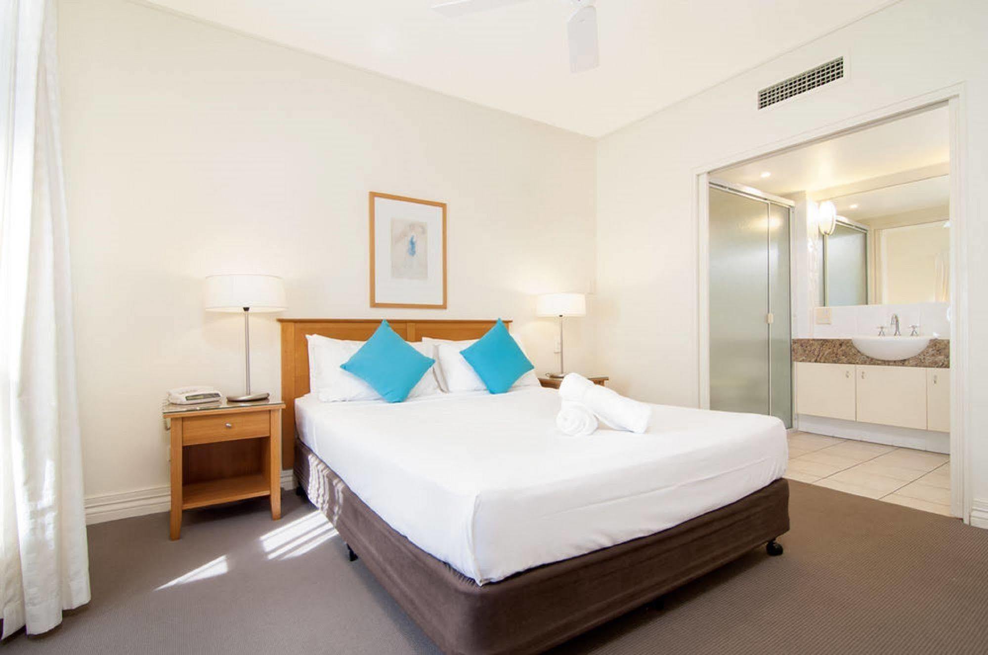 Mowbray By The Sea Aparthotel 4*