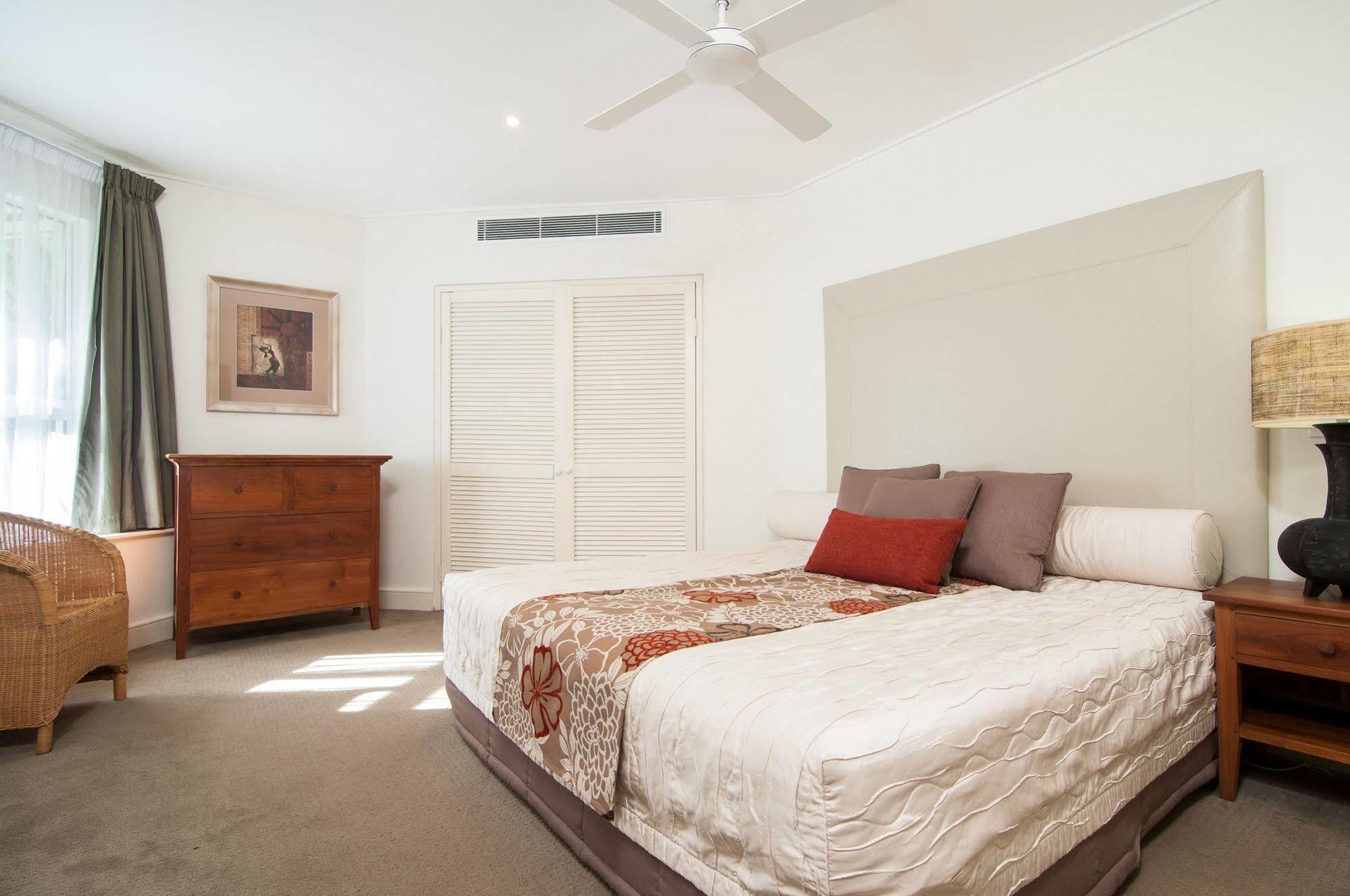 Mandalay Luxury Beachfront Aparthotel Port Douglas