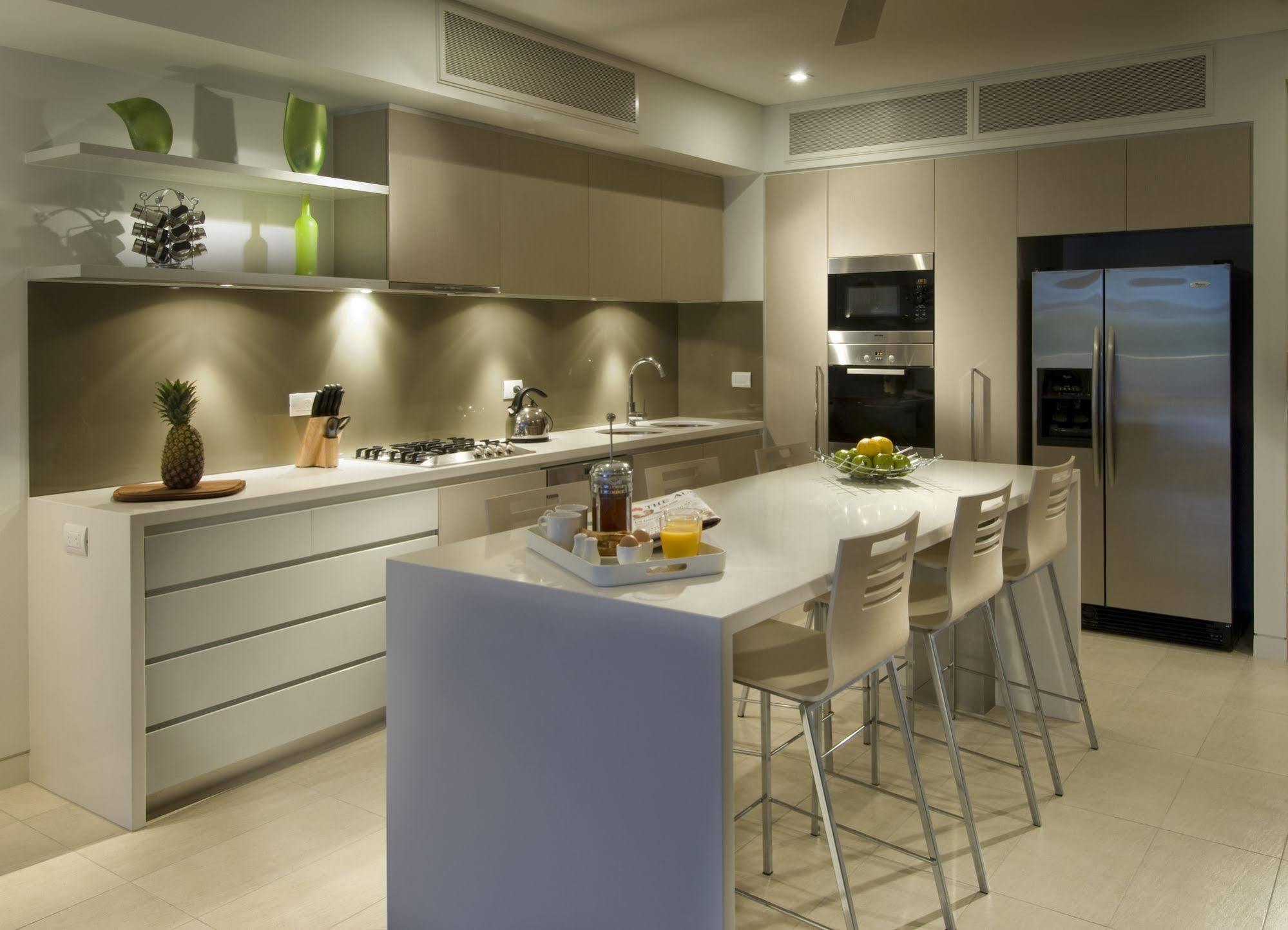 Coconut Grove Aparthotel