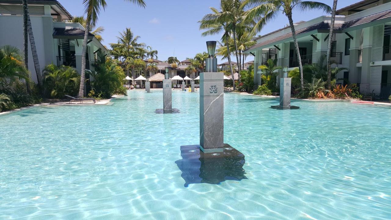 Temple & Port Douglas