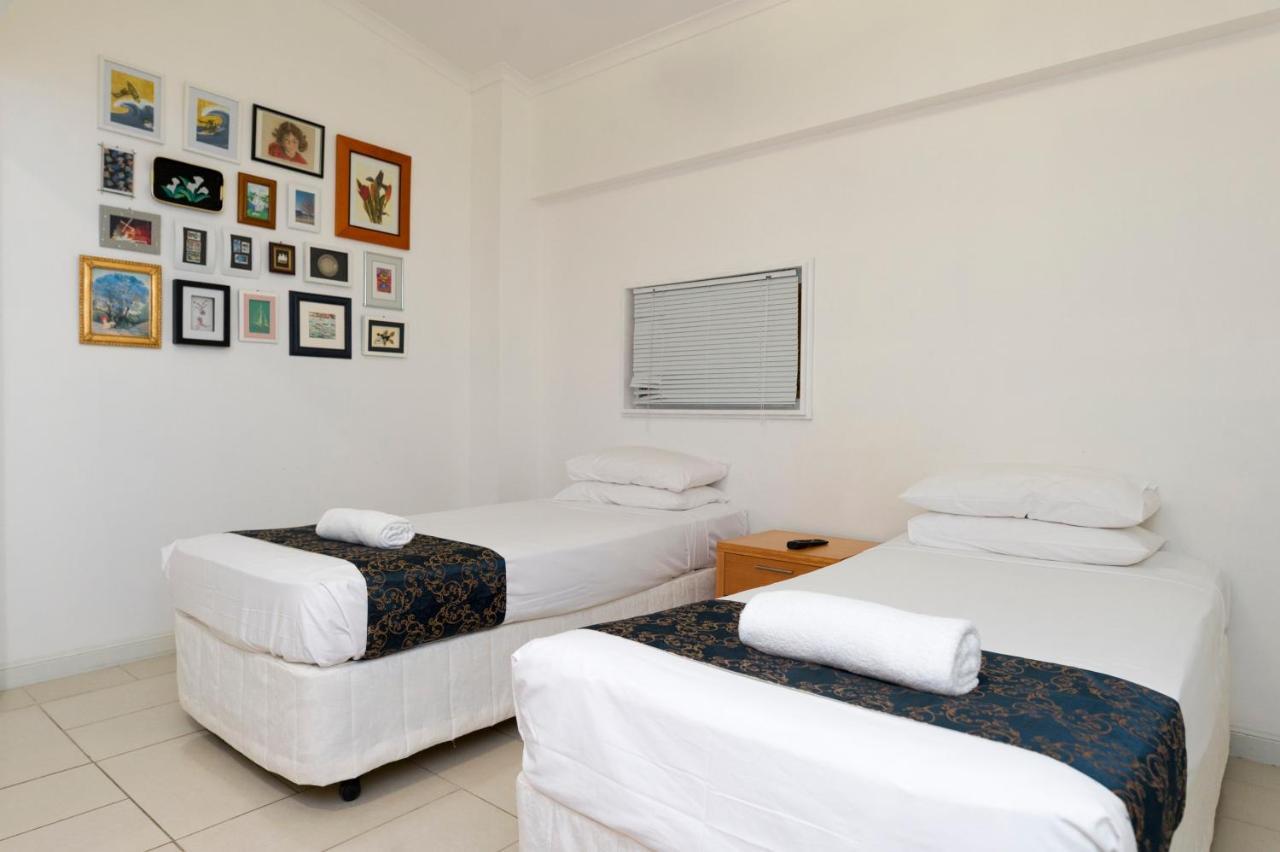 Luxury Penthouse 5 Bdr 3 Bath Twin Rain Showers 365 Sq Mtrs