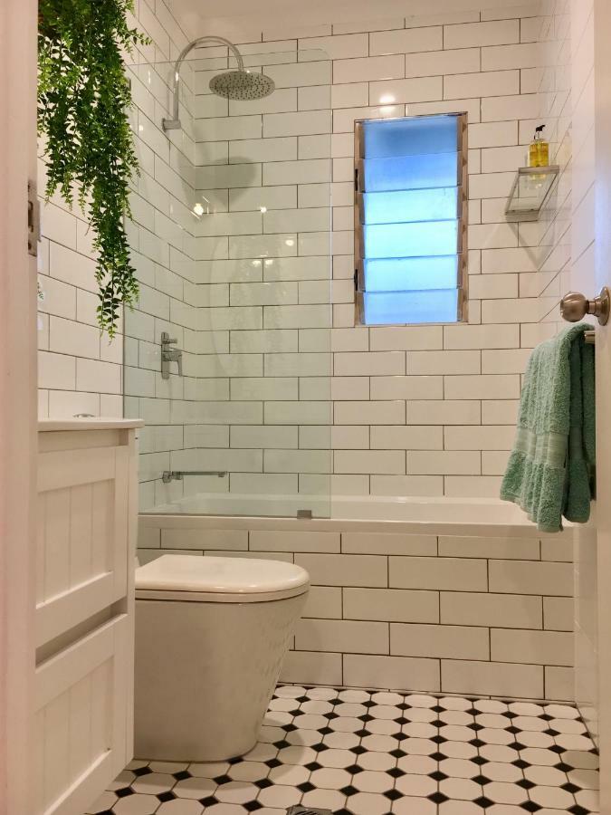Pandanus Apartment