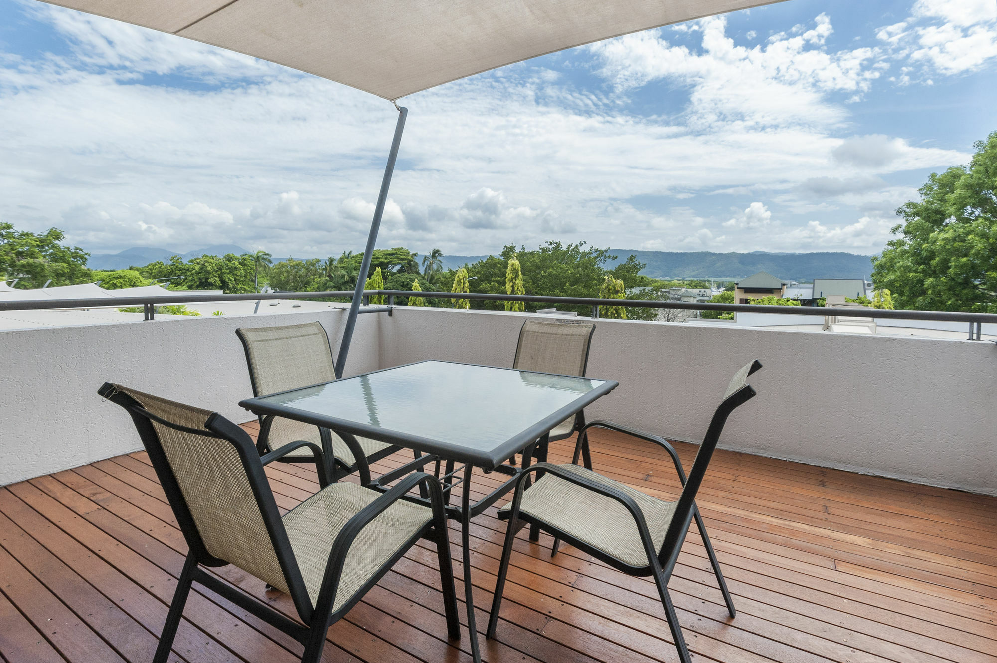 Saltwater Luxury Port Douglas