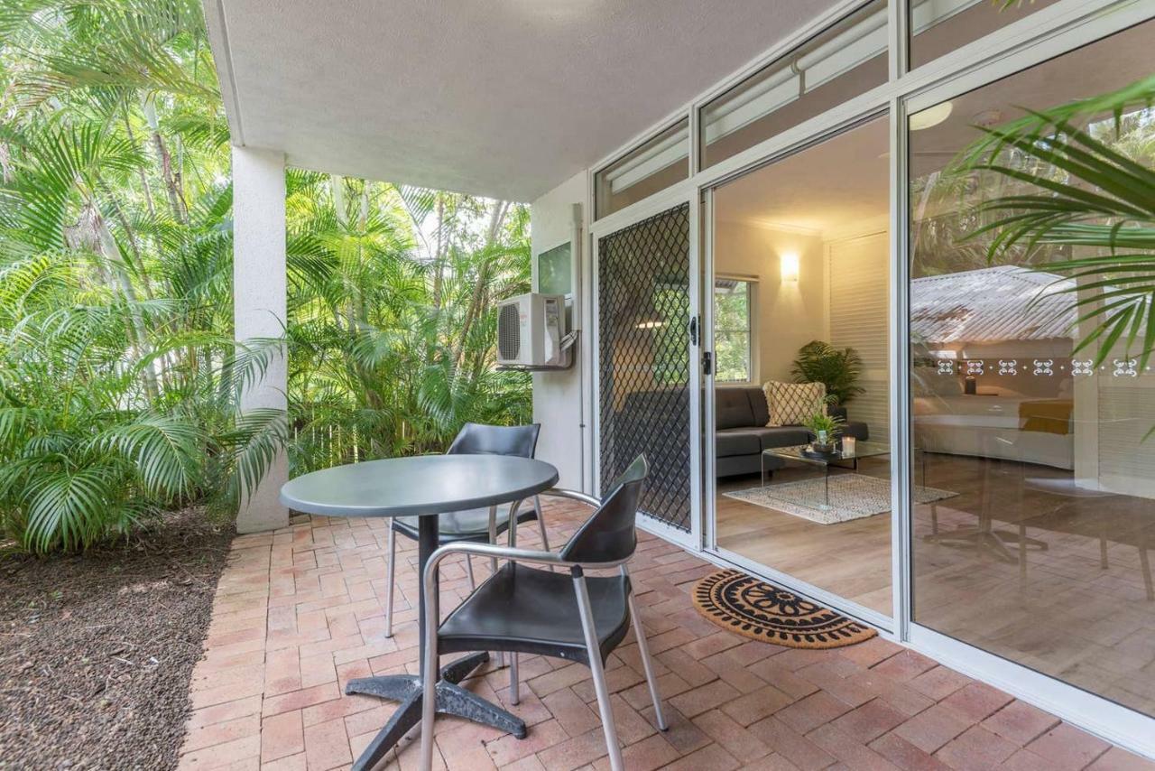 Ocean Palms Apartment *