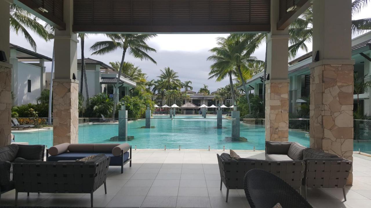 Temple & Port Douglas