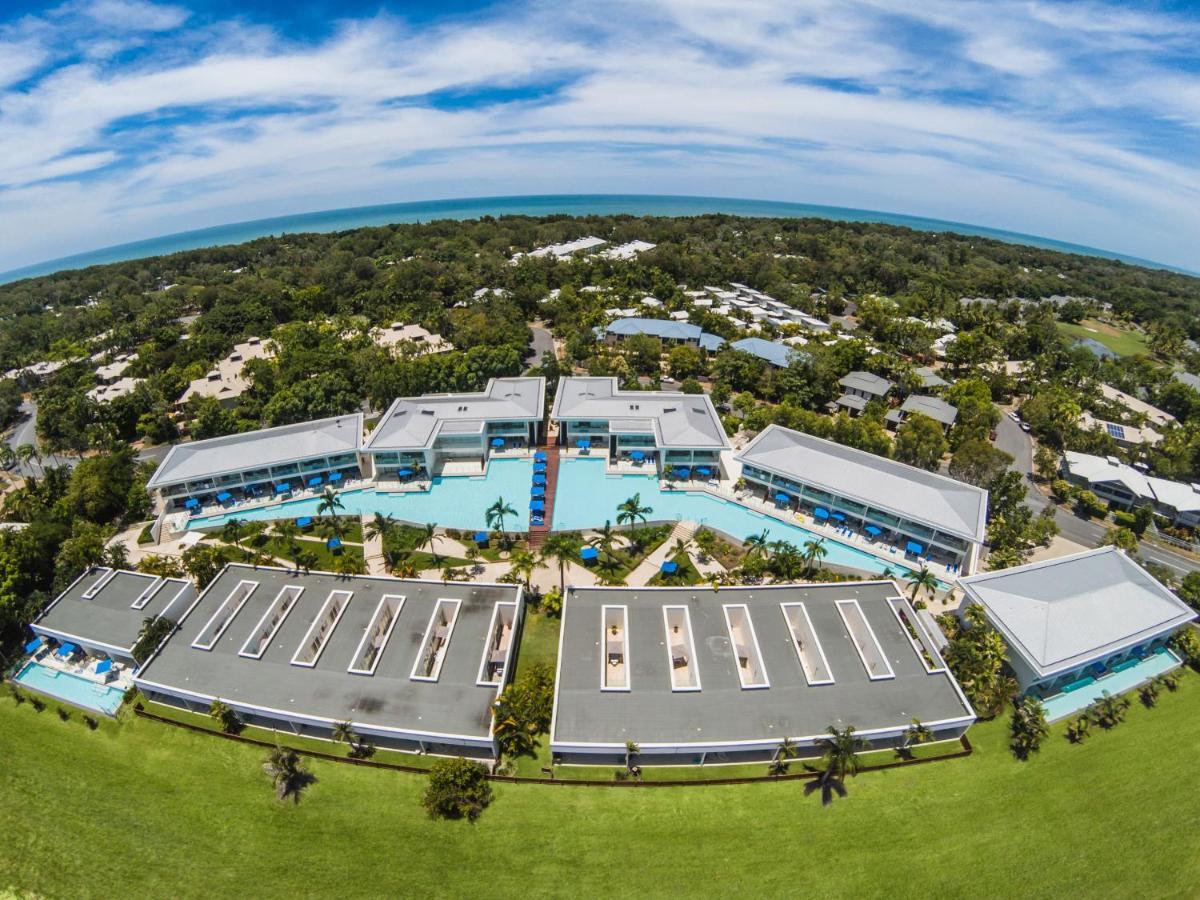 Tropici At Pool * Port Douglas