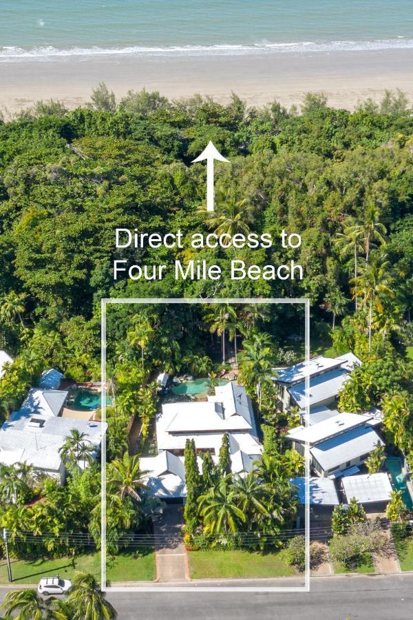Holiday home Luxurious Sala Private Beachfront Escape Port Douglas