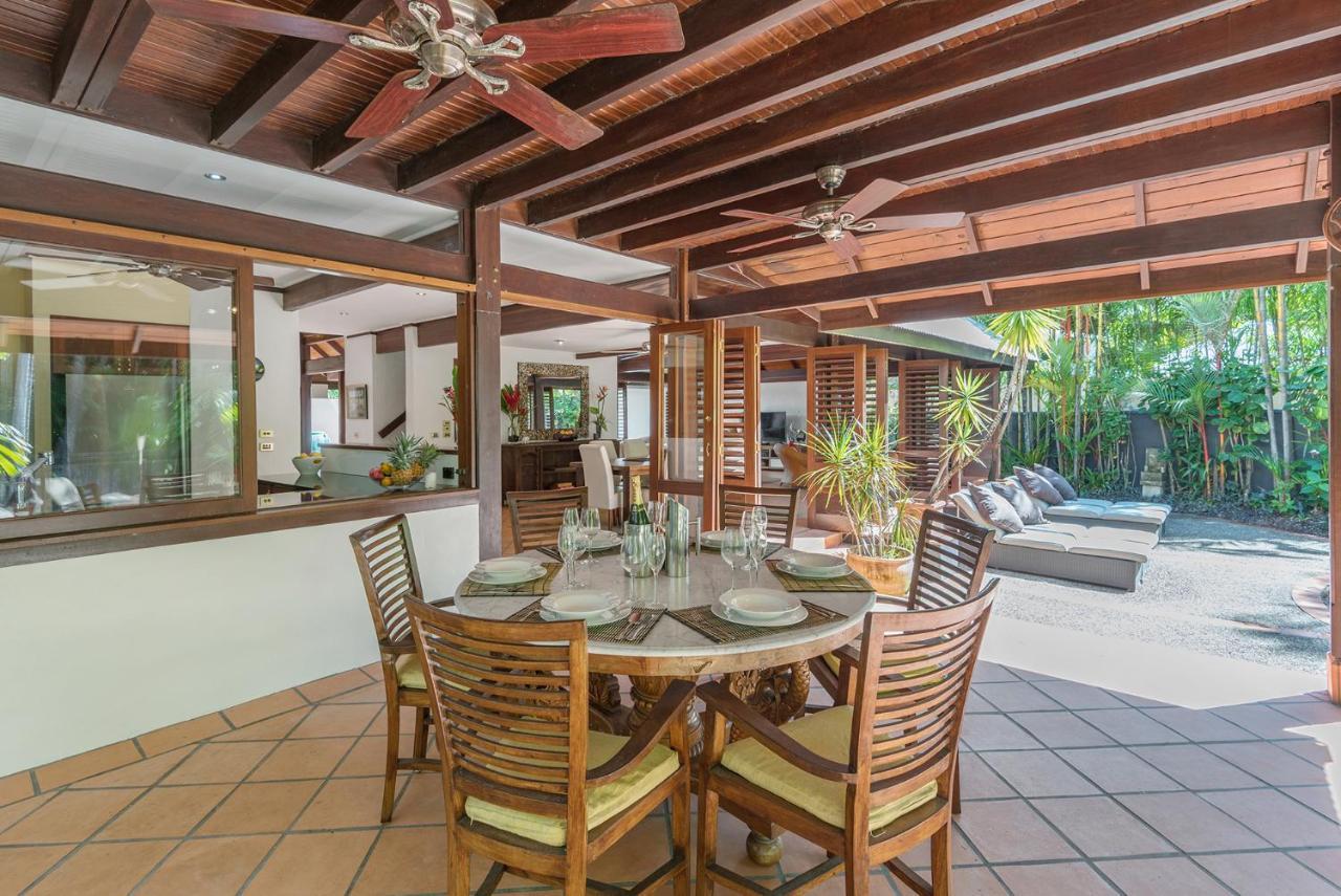 Luxurious Sala Private Beachfront Escape * Port Douglas