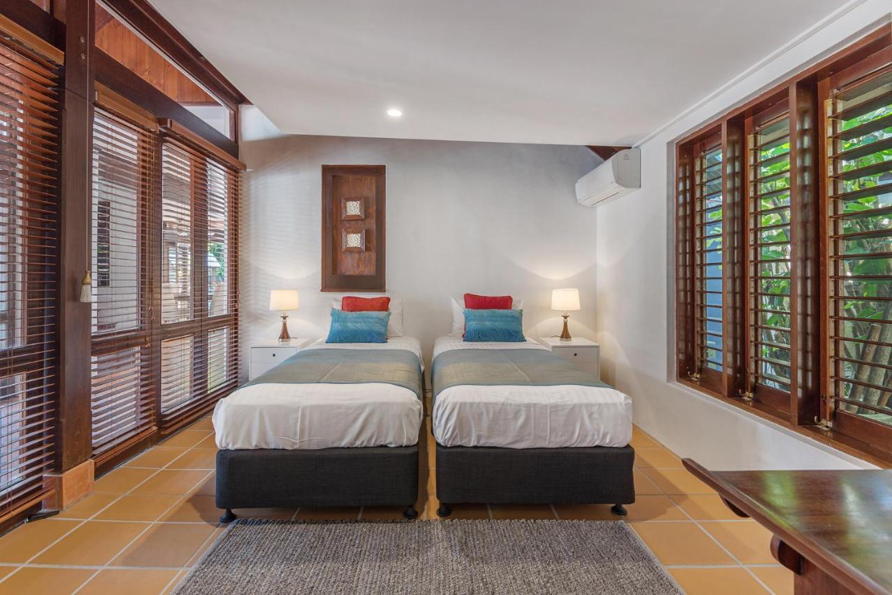 Holiday home Luxurious Sala Private Beachfront Escape Port Douglas